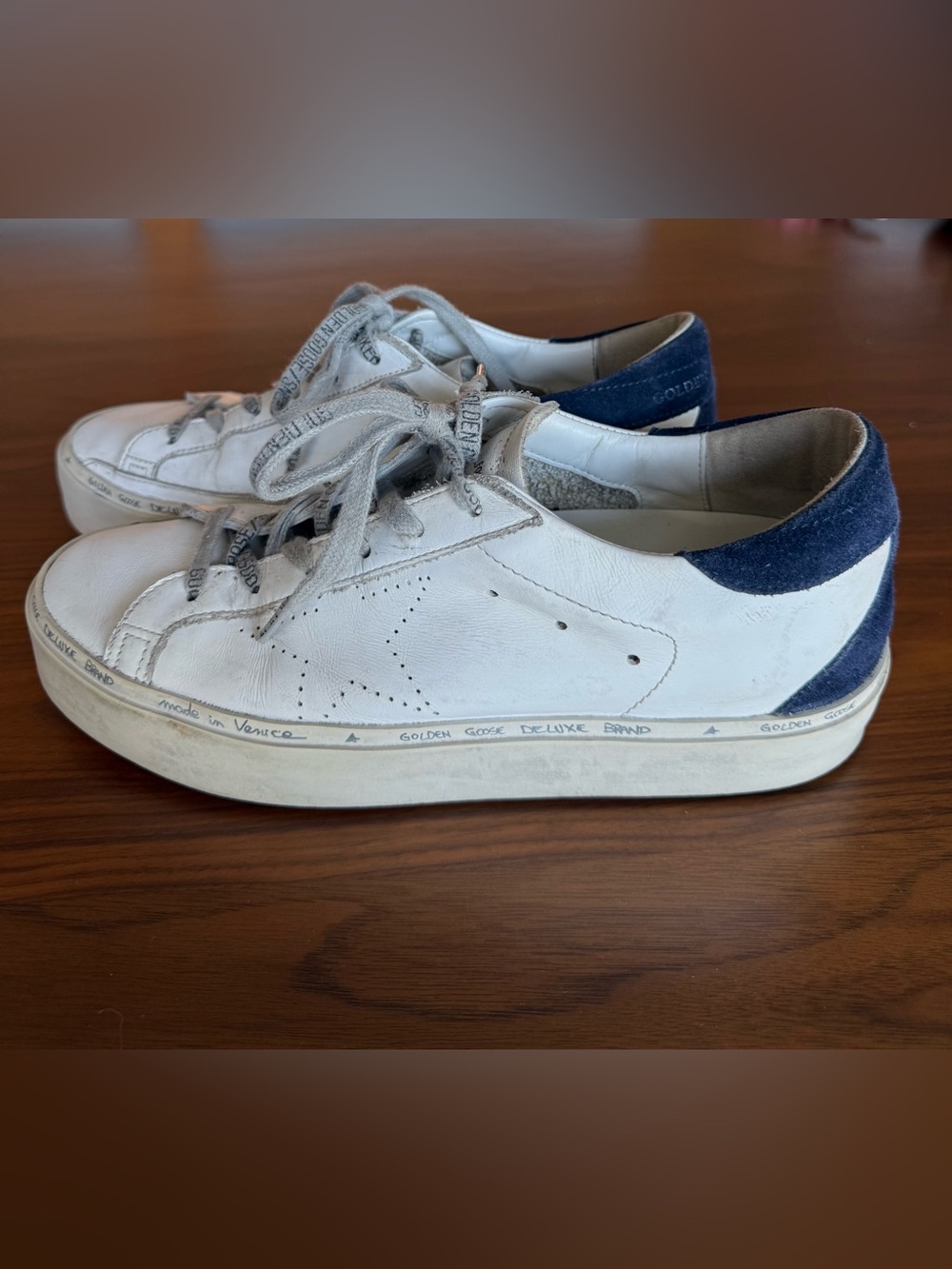 Golden Goose Deluxe Brand White Leather Hi Star
w/ Navy Suede Heel Tab SIZE 39
